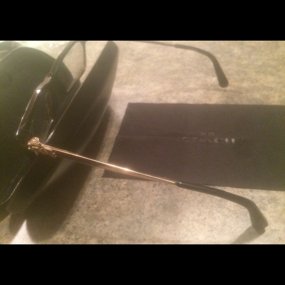EUC. Coach Prescription Eyeglasses - Picture 3 of 6